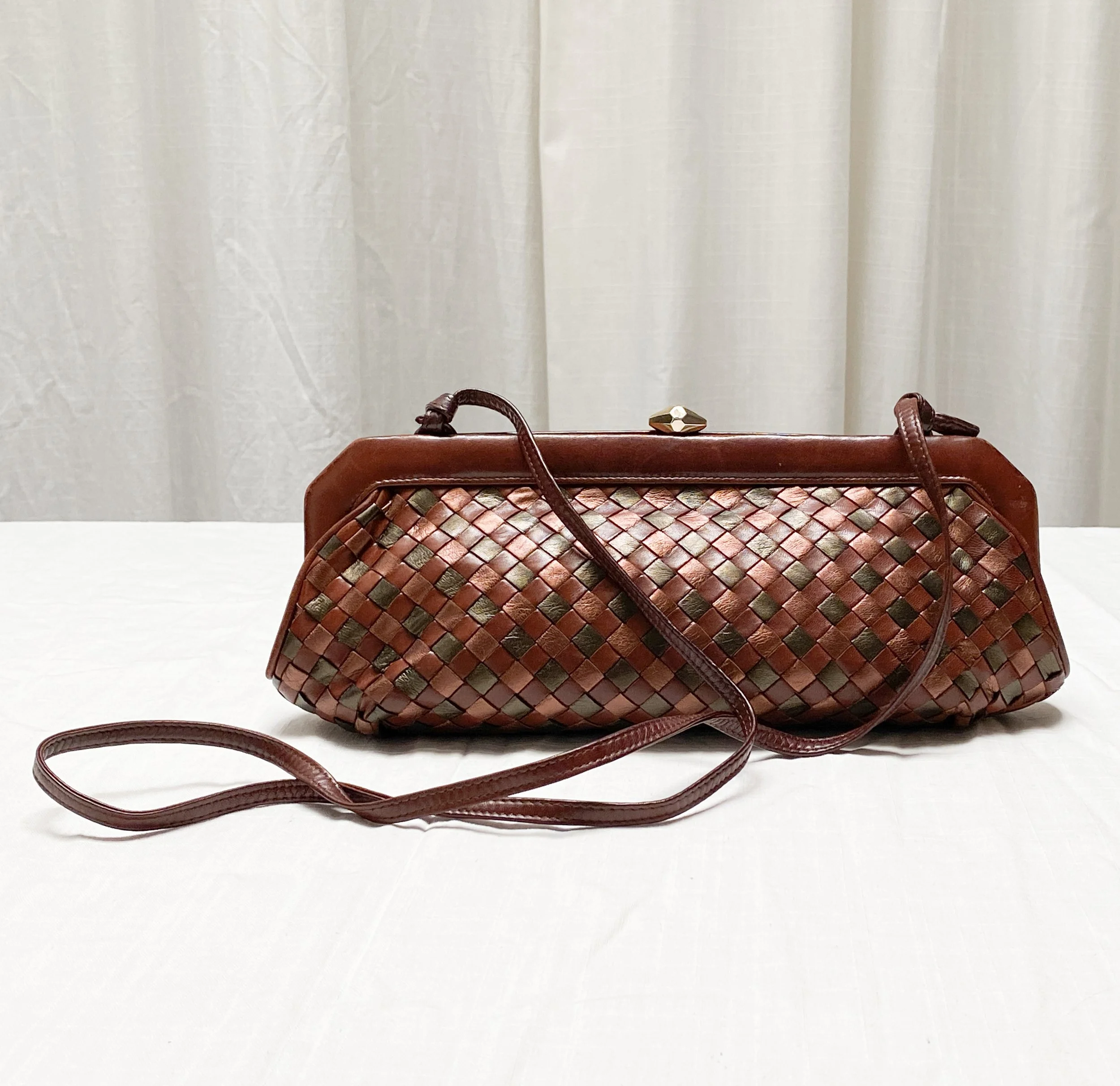 Bottega Veneta Leather clutch with woven effect ハンドバック 1980s Bottega Veneta Intreciatto Woven Leather Clutch with
